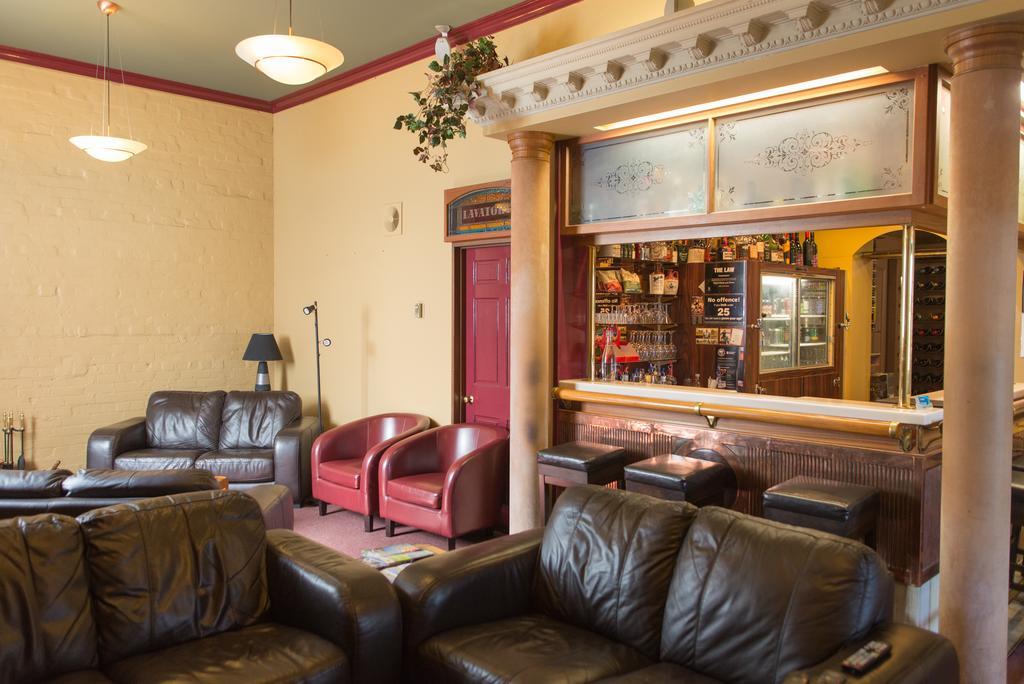 אינברקארגיל Victoria Railway Hotel מראה חיצוני תמונה