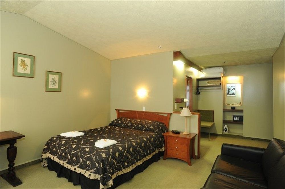 אינברקארגיל Victoria Railway Hotel מראה חיצוני תמונה