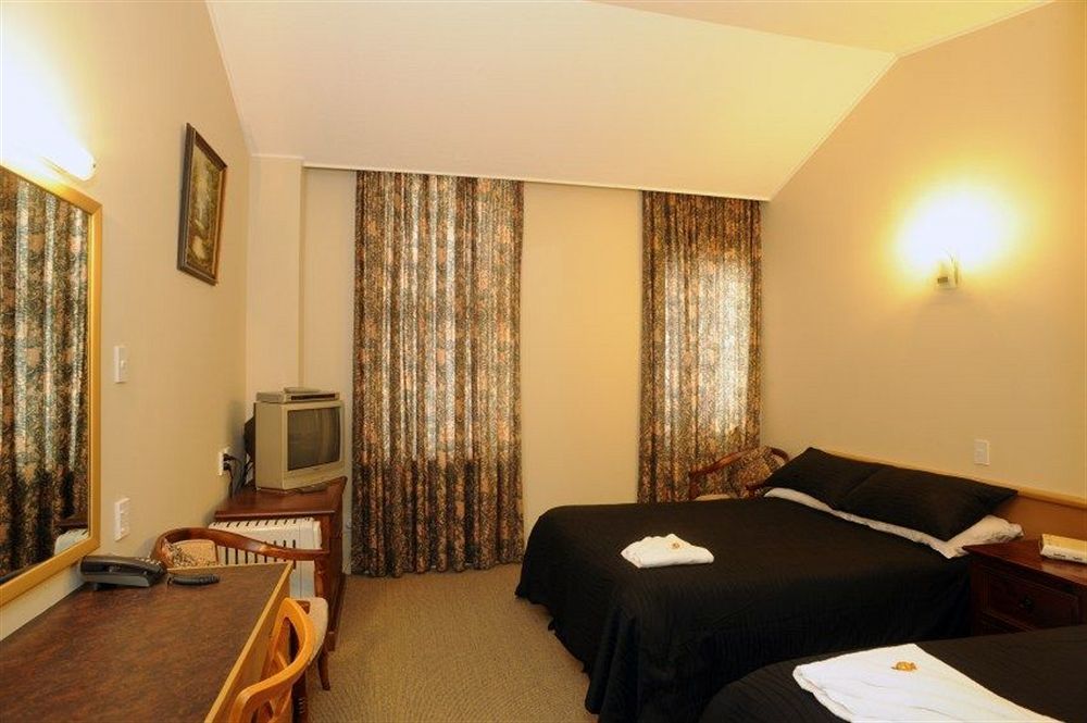 אינברקארגיל Victoria Railway Hotel מראה חיצוני תמונה