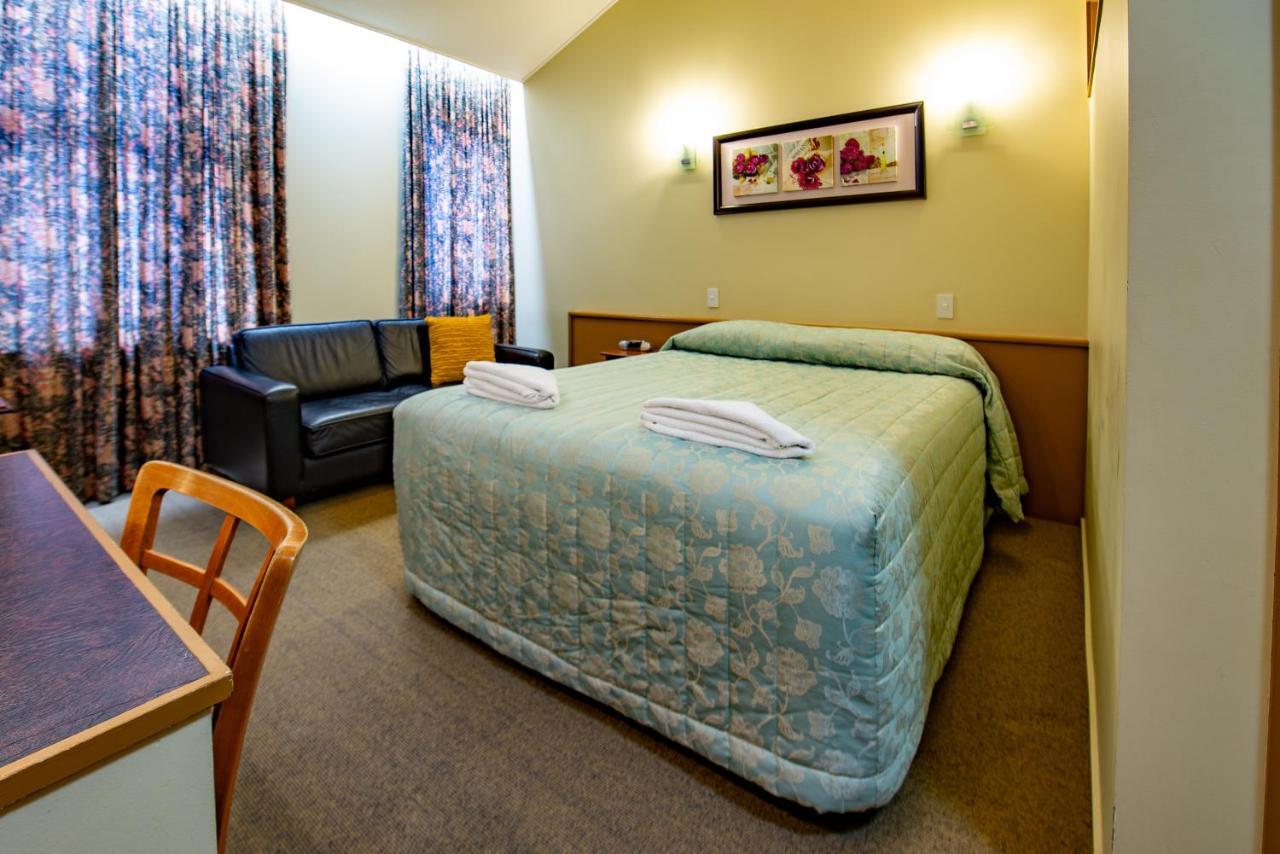אינברקארגיל Victoria Railway Hotel מראה חיצוני תמונה